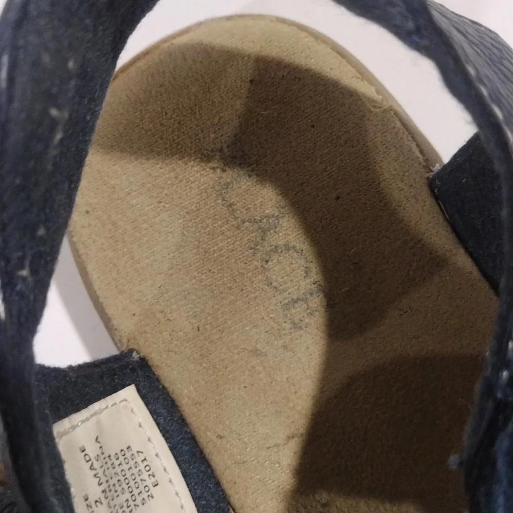 The Children’s Place Boys Navy Blue Sandals Size 2 - Adjustable Straps Closure